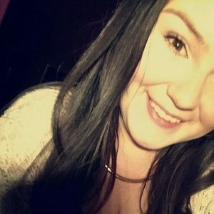 Meet your Posher, Victoria