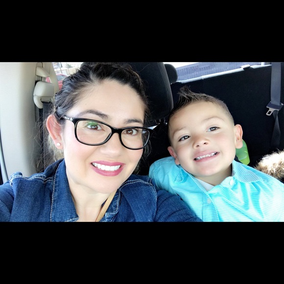 Meet your Posher, Melony - Picture 3 of 8