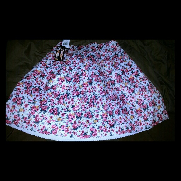 Floral winter skirt New