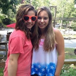 Meet your Posher, Dana