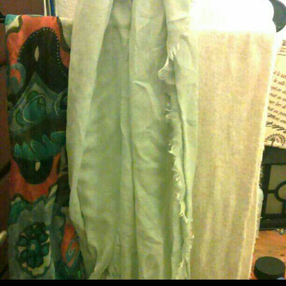 Brand new scarf lot