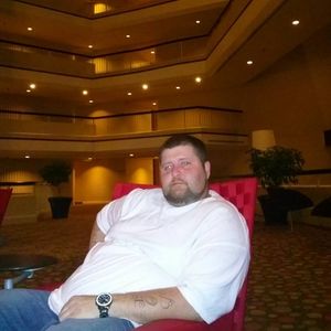 Meet your Posher, Kenneth