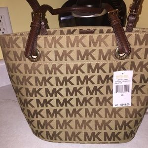 Michael Kors Jetset Mocha