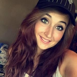 Meet your Posher, Savannah