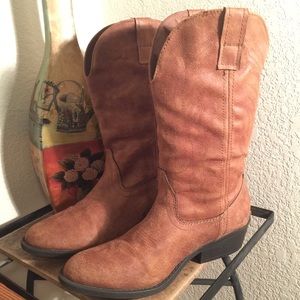 💕cowboy boats💕