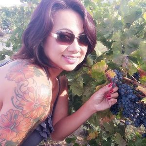 Meet your Posher, Antoniette