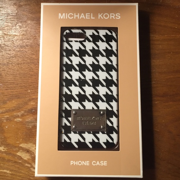 iPhone 5 or 5s case 💜Michael Kors💜
