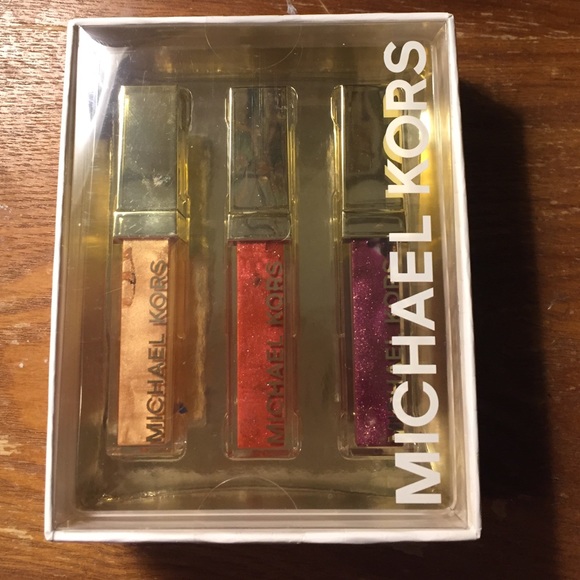 💜Michael Kors💜 lipgloss set! Never been opened!