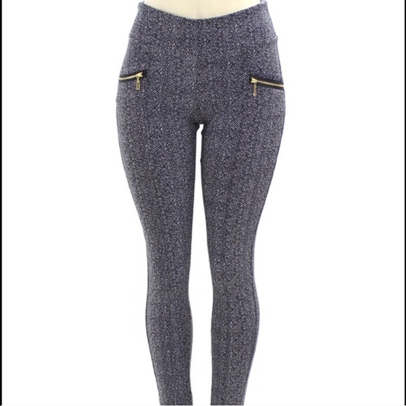 Winter Gray Printed Leggings