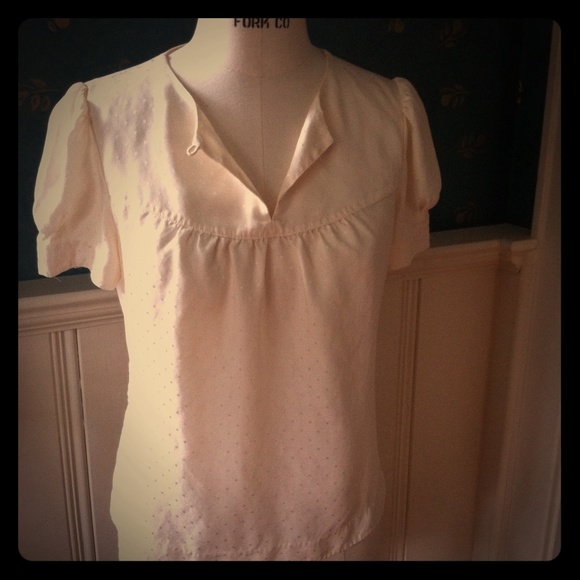Antique white silk dobby top