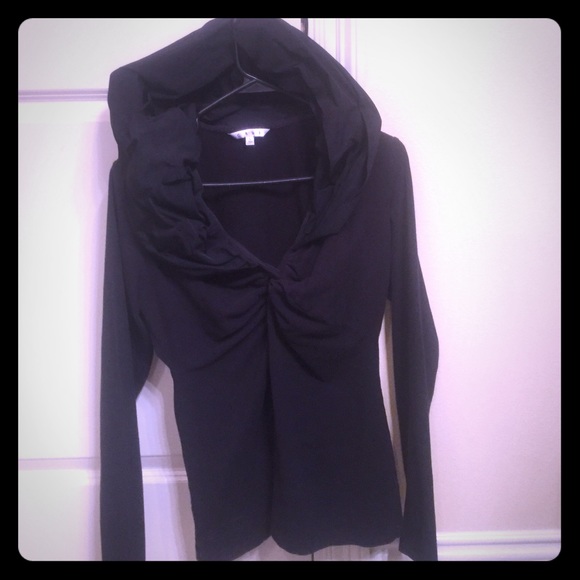 Cabi black twist shirt!!