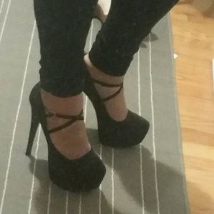 Brand new never worn! Best offerrr!