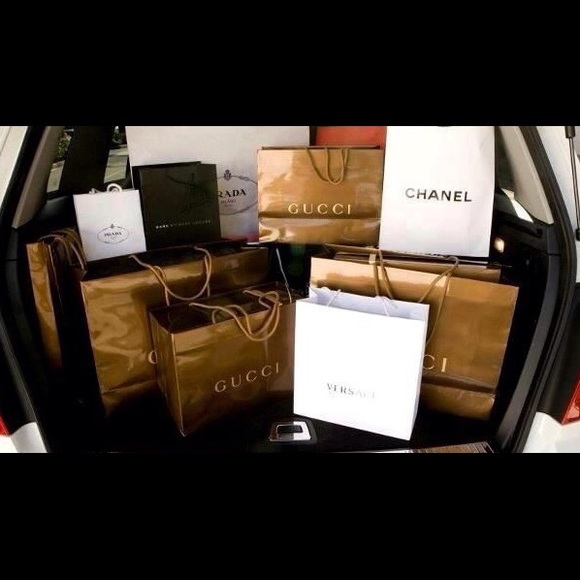 Meet your Posher, Michelle