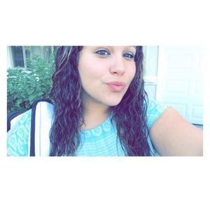 Meet your Posher, Dakota