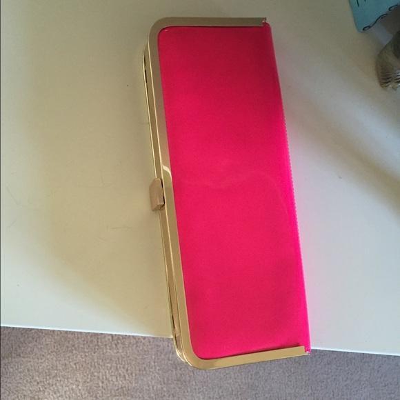 Hot pink/gold boutique clutch! - Picture 3 of 4