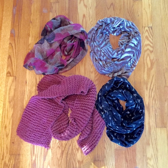 Accessories - Scarf bundle of four!