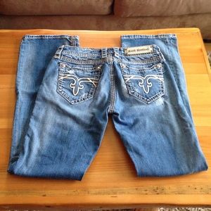 Rock Revival jeans inseam is 30.5"