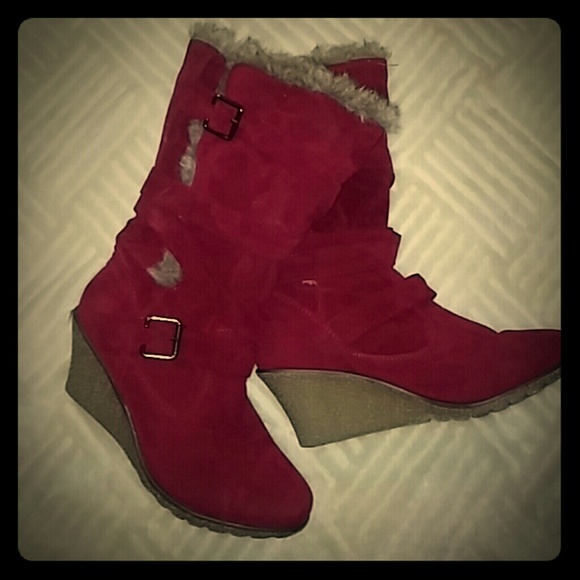 Cranberry Wedge Boots