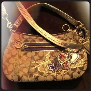 Coach crossover purse