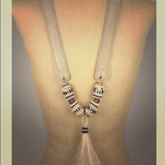 Twine & Twig Tail Necklace