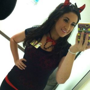 Meet your Posher, Sloane