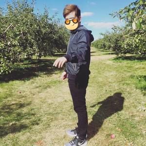 Meet your Posher, Young