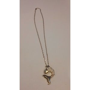 Lilly Pulitzer necklace