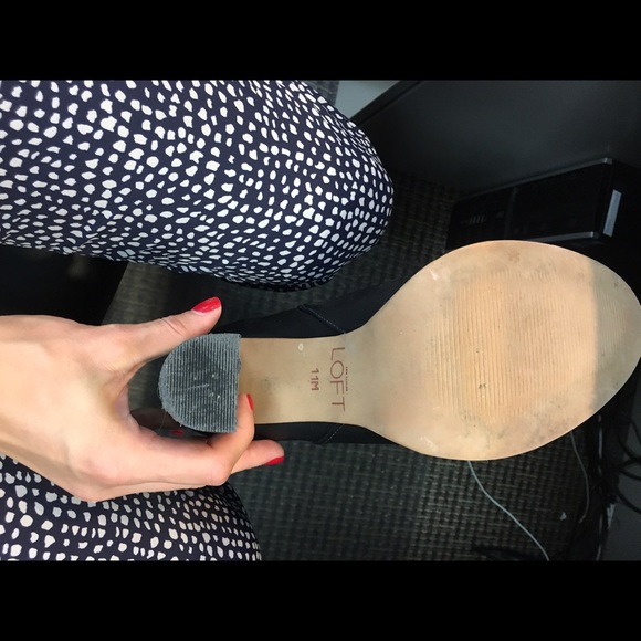 SOLD Loft heeled booties - Picture 3 of 4