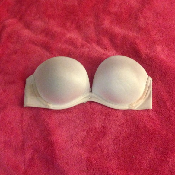 Victoria Secret white strapless bra 36C