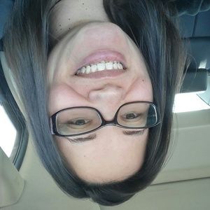 Meet your Posher, Kim