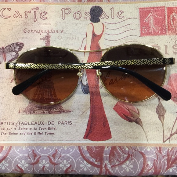 Authentic Tory Burch sunglasses main image 4