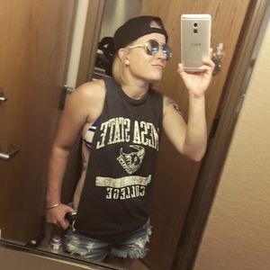 Meet your Posher, Michaela