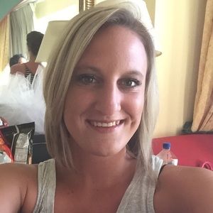 Meet your Posher, Allyson