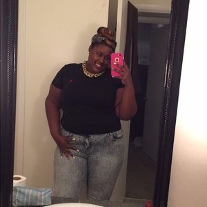 Meet your Posher, Emane