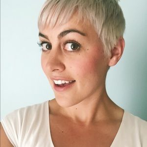 Meet your Posher, Becky