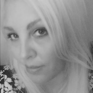 Meet your Posher, Melanie