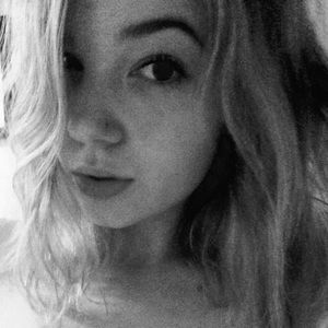 Meet your Posher, Eva