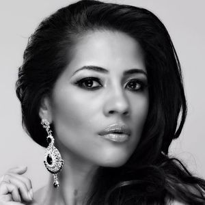 Meet your Posher, Mariela