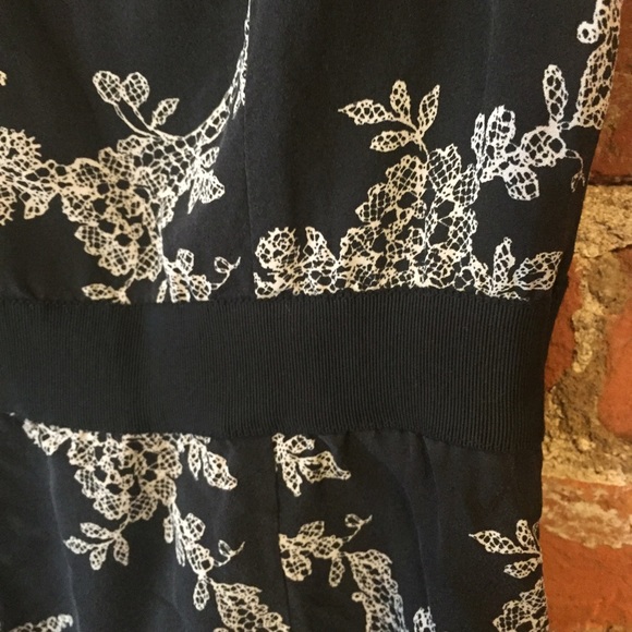 Ann Taylor 100% silk sz 4 - P dress black & white - Picture 3 of 4