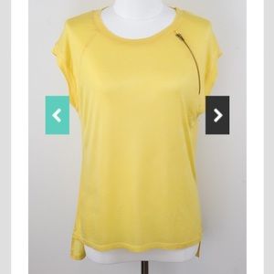 Lot of 2 crop sleeve identical shirts