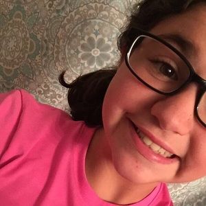 Meet your Posher, Julia