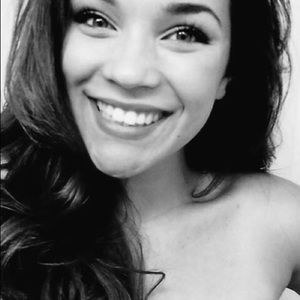 Meet your Posher, Sierra