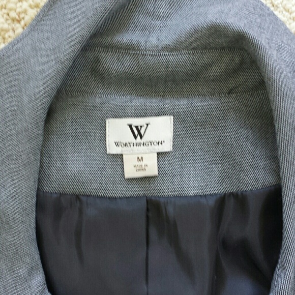 Stylish Gray Blazer - Picture 2 of 2