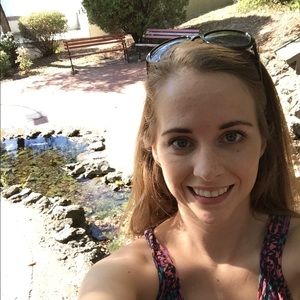 Meet your Posher, Ashley