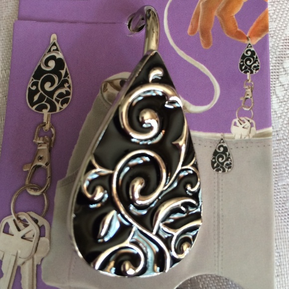 Fancy Key Chain - Picture 2 of 4