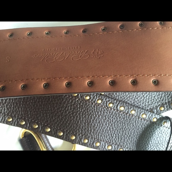 Brooks Brothers brown leather belt