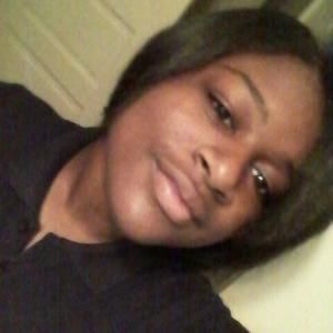 Meet your Posher, Renee