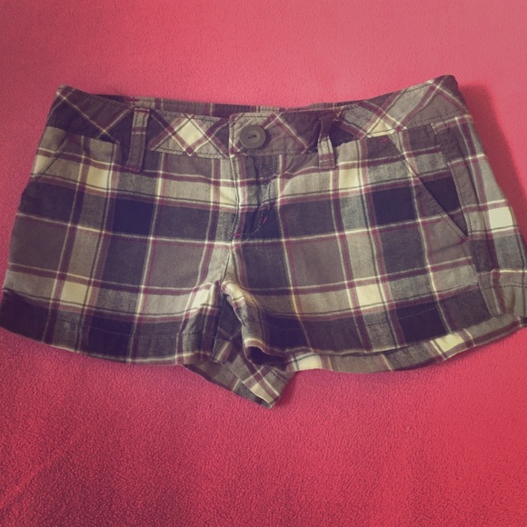 Aeropostale plaid shorts