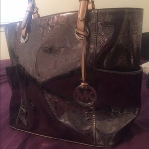 Michael Kors jet set logo tote