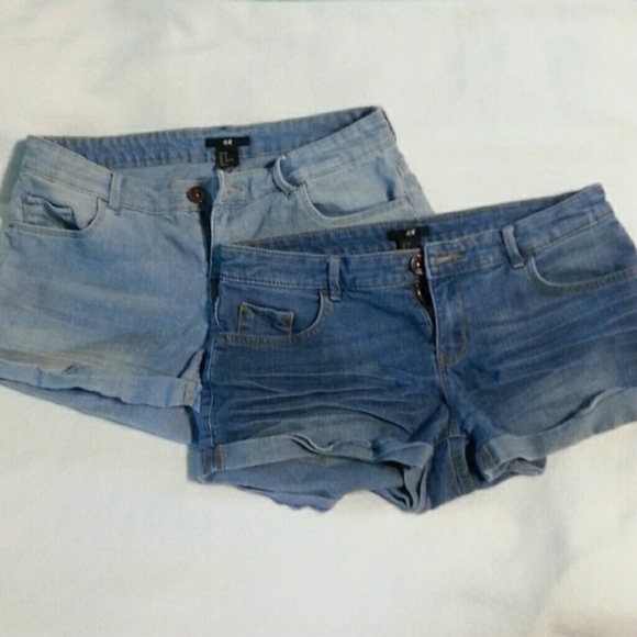 2pairs of H&M short shorts